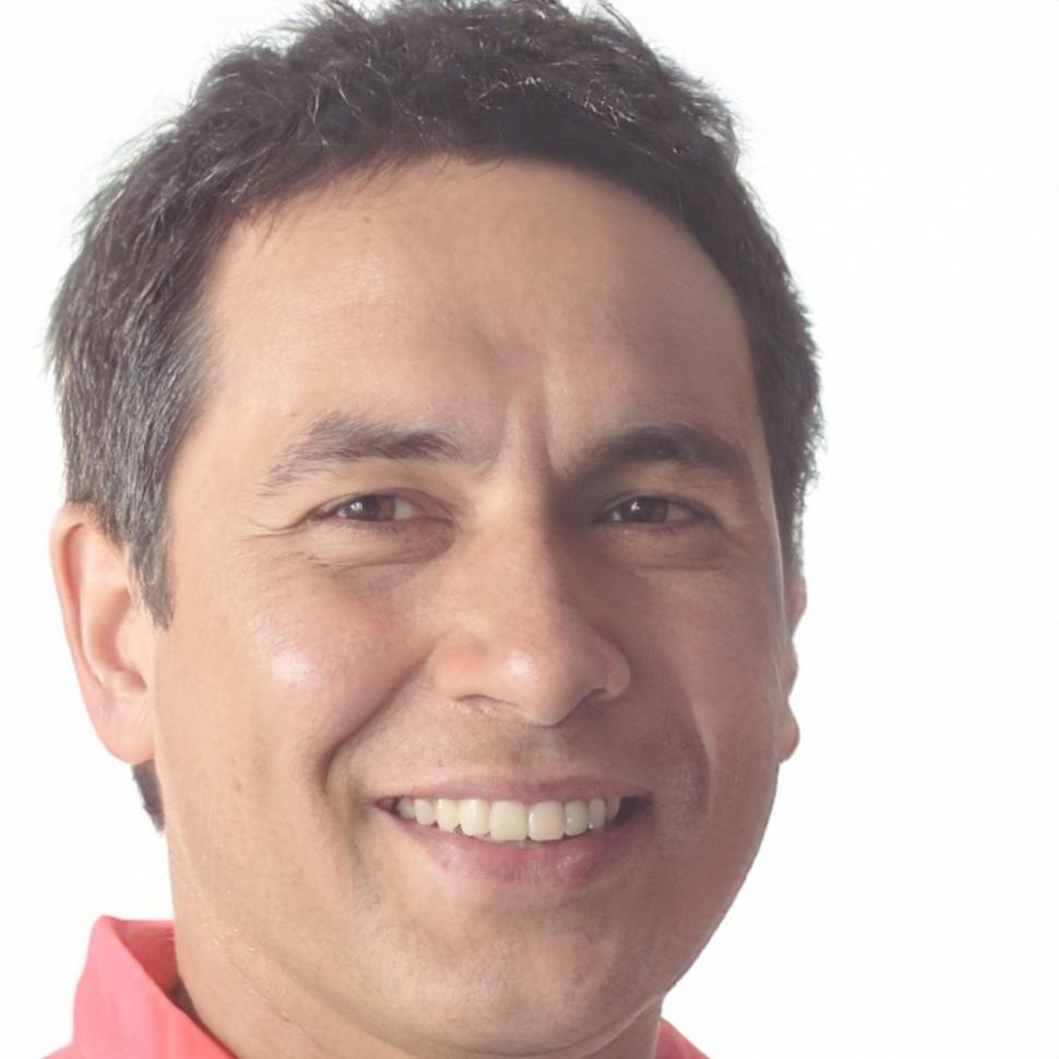 Retrato profesional de Rodrigo Navarrete